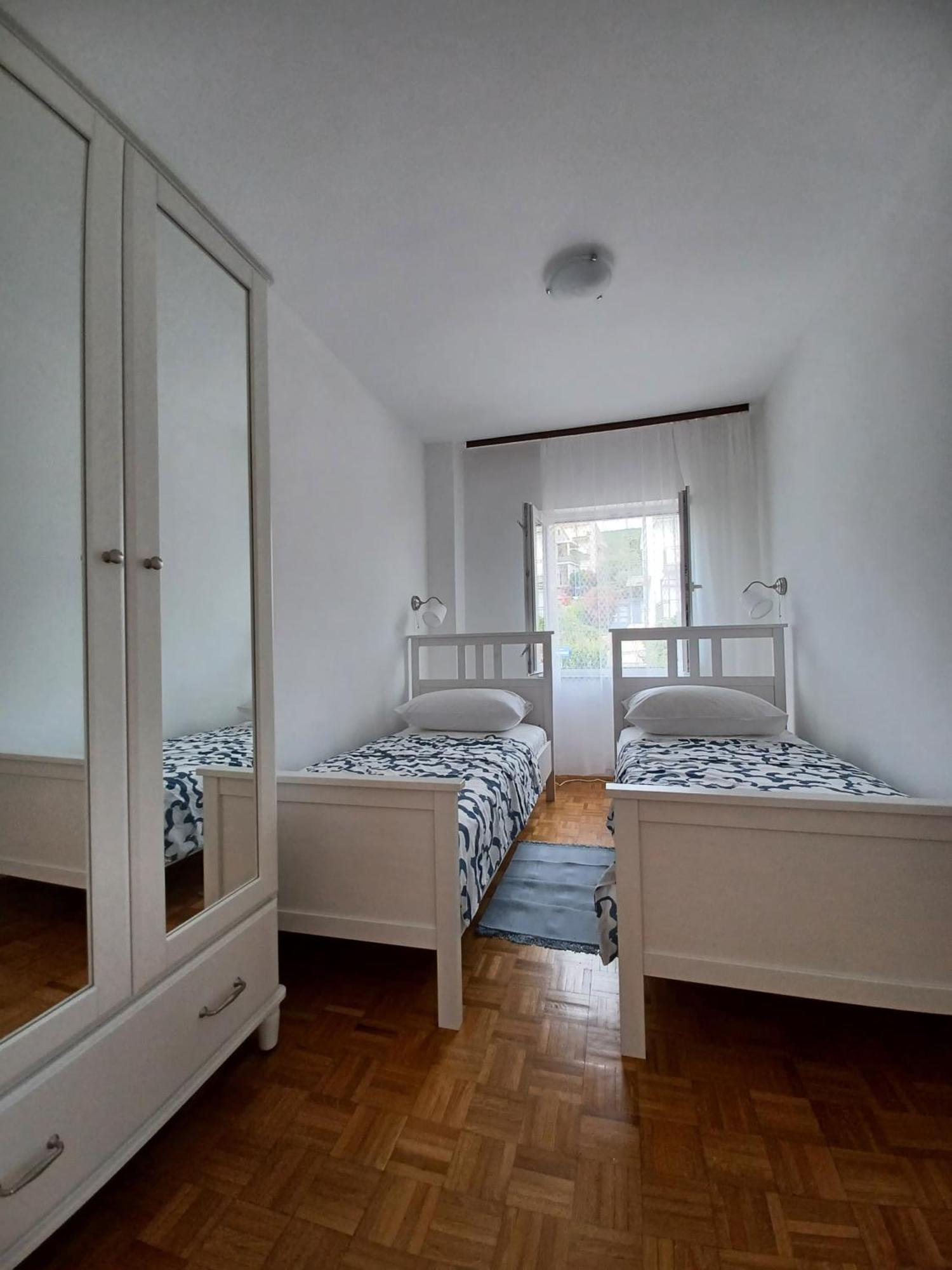 Apartments Simona Crikvenica Bagian luar foto
